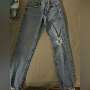 light wash jeans